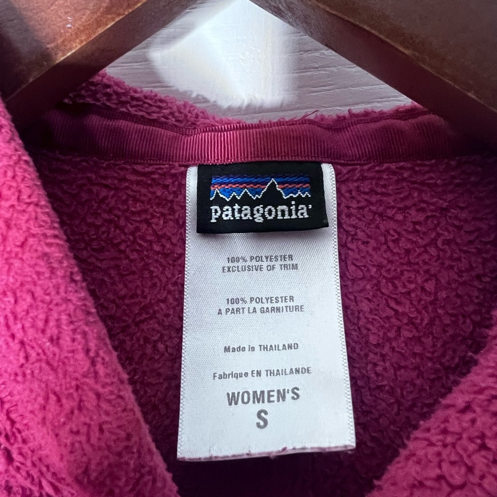 Patagonia women’s fleece - Red - Small - Picture 3 of 4
